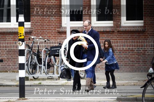 Amsterdam 23 oktober 2015
Connie Breukhoven met Eugene v Dun en haar kleinkinderen