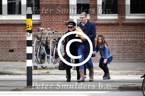 Amsterdam 23 oktober 2015
Connie Breukhoven met Eugene v Dun en haar kleinkinderen