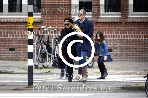 Amsterdam 23 oktober 2015
Connie Breukhoven met Eugene v Dun en haar kleinkinderen