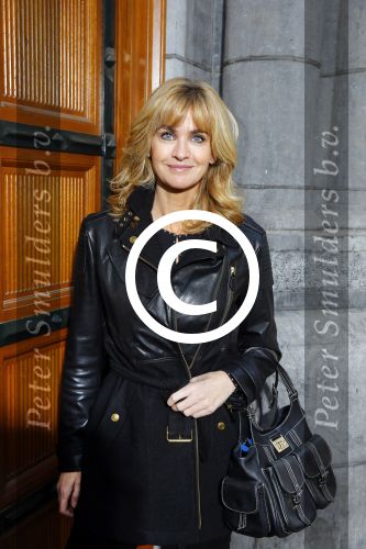 Amsterdam 2 november 2015
Presentatie boek Extase geschreven door Heleen v Royen Georgina Verbaan Daphne Deckers Susan Smit Patricia Snel Sophie v d Stap Chantal v Gastel Myrthe v d Meer Milou v d Will en Halina Reijn. De presenatie was bij Duchess.