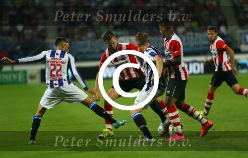 Heerenveen, 22 Augustus 2015
Kompetitie, Seizoen 2015/2016
FC Heerenveen-PSV, eindstand 1-1
Davy Propper