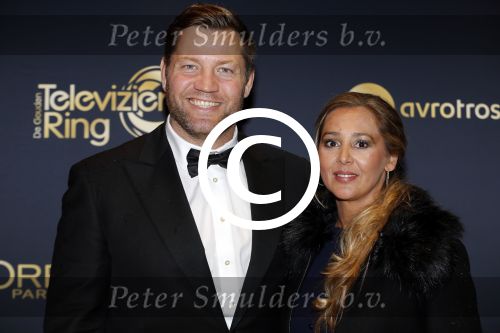 Amsterdam 15 oktober 2015
Uitreiking van de 50e televizierring in carre. Dennis v d Geest met vrouw