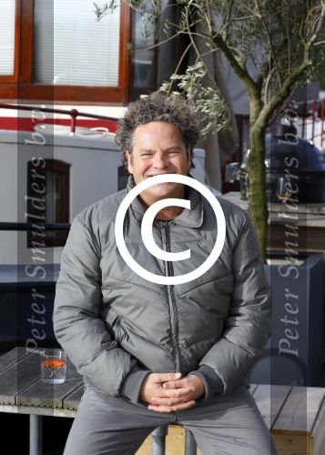 Amsterdam 12 november 2015
Presentatie koffers van de NOC NSF van princess voor Rio 2016 bij restaurant het Bosch.
Dirk Zeelenberg