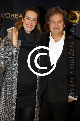 Amsterdam 15 oktober 2015
Uitreiking van de 50e televizierring in carre. Dirk Zeelenberg met vrouw Suus