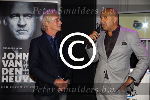 Amsterdam 16 oktober 2015 
Boekpresentatie John v d Heuvel bij de telegraaf. Eef Bos oud hoofdredacteur Telegraaf