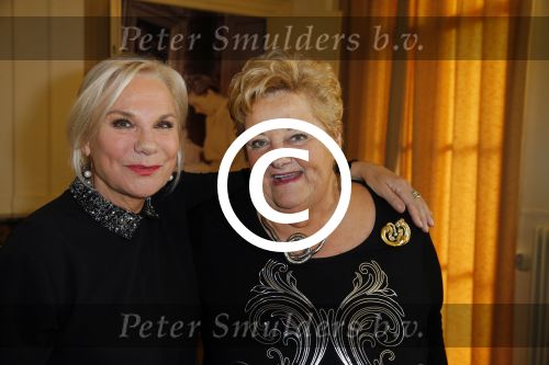 Amsterdam 3 november 2015
Perspresentatie en 10 jarig bestaan Max tv op paleis soestdijk.
Erica Terpstra