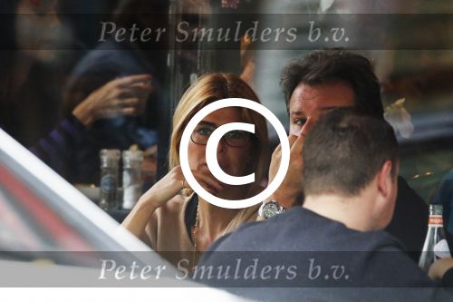 Amsterdam 7 november 2015
Estelle Cruijff met Leco v Zadelhoff op terras