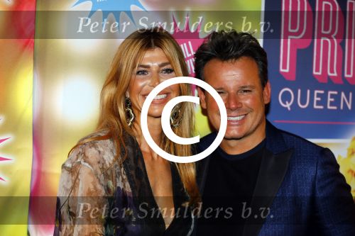 Amsterdam 11 november 2015
Premiere queen of the dessert met oa Jason Donovan Simon Greete Adam Bailey en Philip Childs in carre. Estelle Cruijff en Leco v Zadelhoff