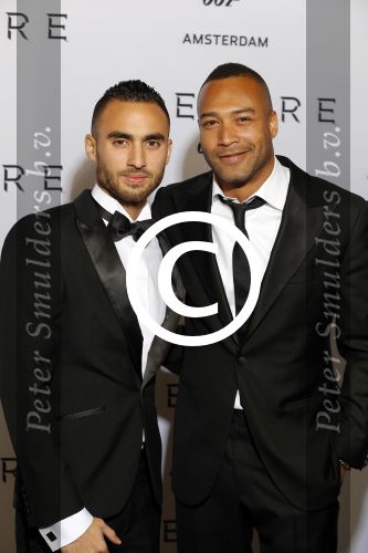 Amsterdam 28 oktober 2015
Premiere James Bond spectre in Tuschinski.
Everon Jackson Hoooi met vriend