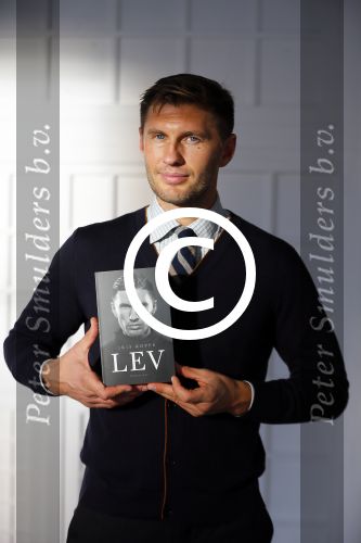 Amsterdam 20 oktober 2015
Boekpresentatie van Evgeniy Levchenko , het boek is geschreven door iris Koppe.