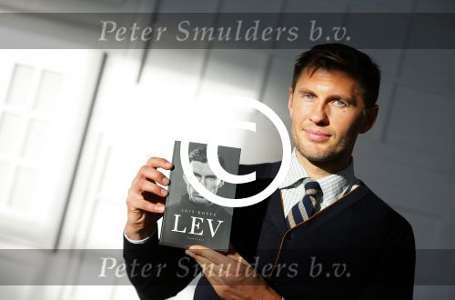 Amsterdam 20 oktober 2015
Boekpresentatie van Evgeniy Levchenko , het boek is geschreven door iris Koppe.
