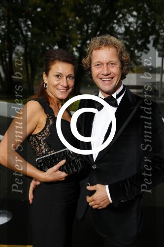 Hilversum 18 oktober 2015
Premiere nieuwe show in studio 21 Pandora. Frits Kuiper met vriendin
