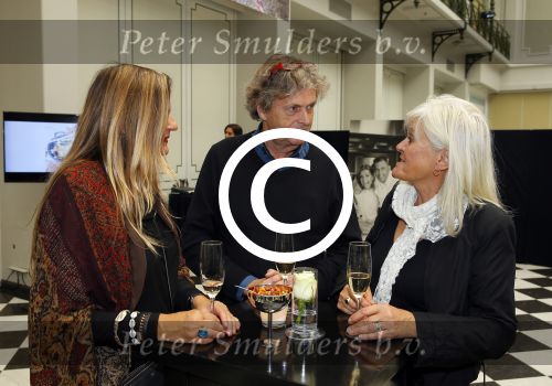 Amsterdam 19 oktober 2015 
Boekpresentatie Sacha de Boer en Jacob Jan Boerma in hotel Krasnapolsky. Man Rick Nieman praat het aan elkaar. Gerard Arninkhof met vrouw (r)
