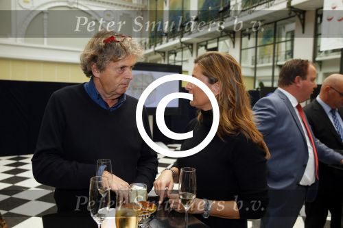 Amsterdam 19 oktober 2015 
Boekpresentatie Sacha de Boer en Jacob Jan Boerma in hotel Krasnapolsky. Man Rick Nieman praat het aan elkaar. Gerard Arninkhof
