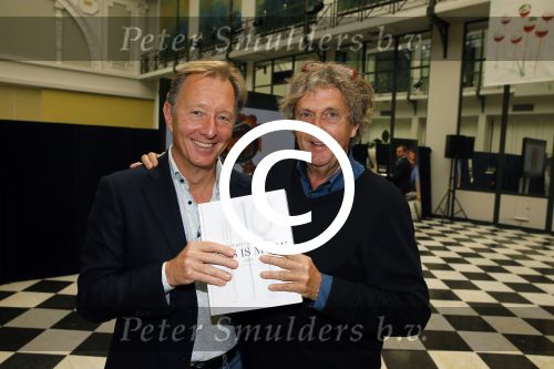 Amsterdam 19 oktober 2015 
Boekpresentatie Sacha de Boer en Jacob Jan Boerma in hotel Krasnapolsky. Man Rick Nieman praat het aan elkaar. Gerard Arninkhof