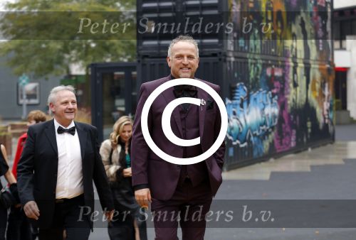 Hilversum 18 oktober 2015
Premiere nieuwe show in studio 21 Pandora. Gordon met ex vriend Patrick