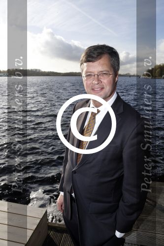 Amsterdam 12 november 2015
Presentatie koffers van de NOC NSF van princess voor Rio 2016 bij restaurant het Bosch.
Jan Peter Balkenende