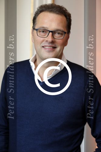 Amsterdam 3 november 2015
Perspresentatie en 10 jarig bestaan Max tv op paleis soestdijk.
Jeroen Latijnhouwers