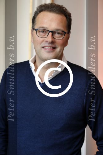 Amsterdam 3 november 2015
Perspresentatie en 10 jarig bestaan Max tv op paleis soestdijk.
Jeroen Latijnhouwers