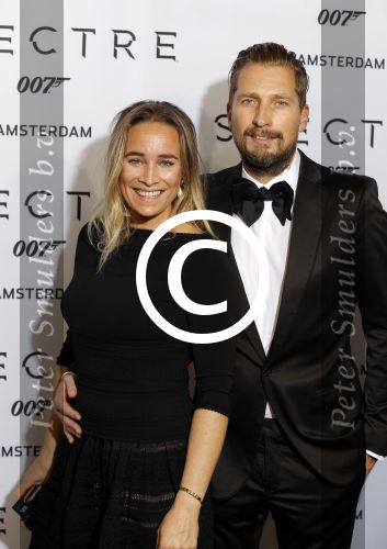 Amsterdam 28 oktober 2015
Premiere James Bond spectre in Tuschinski. Jetteke v Lexmond met man