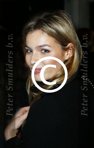 Amsterdam 4 november 2015
Presentatie van de gay issue. Joelle Witschge met nichtje