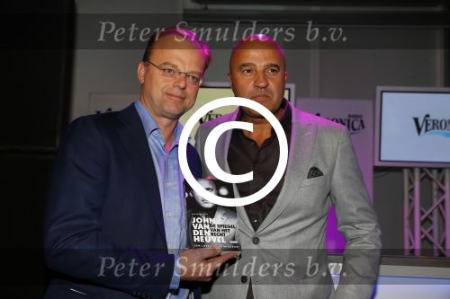 Amsterdam 16 oktober 2015 
Boekpresentatie John v d Heuvel bij de telegraaf. John met Paul Jansen de hoofdredacteur van de telegraaf