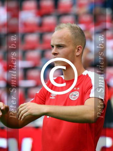 Eindhoven, 30 Augustus 2015
Kompetitie Seizoen 2015/2016
PSV-SC Feyenoord, eindstand 3-1
Jorrit Hendrix
