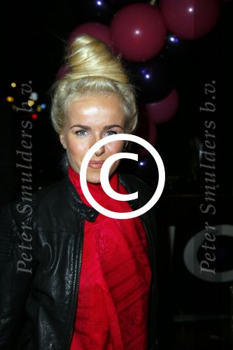 Amsterdam 4 november 2015
Presentatie van de gay issue. Josje Huisman met zus en een vriend