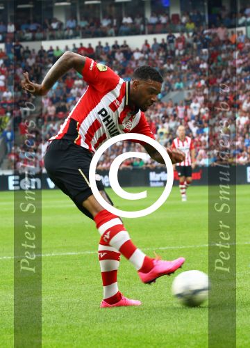 Eindhoven, 30 Augustus 2015
Kompetitie Seizoen 2015/2016
PSV-SC Feyenoord, eindstand 3-1
Jurgen Locadia
