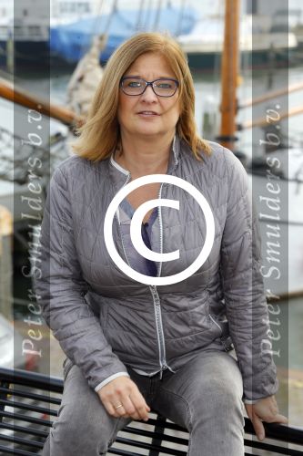 Volendam 29 oktober 2015
Presentatie nieuwe 100%NL met Koos v Plateringen Monique Smit en Tooske Ragas.
Karin Riethoven