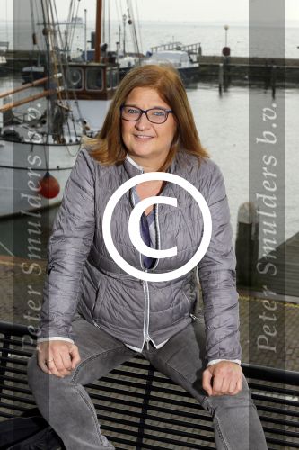 Volendam 29 oktober 2015
Presentatie nieuwe 100%NL met Koos v Plateringen Monique Smit en Tooske Ragas.
Karin Riethoven