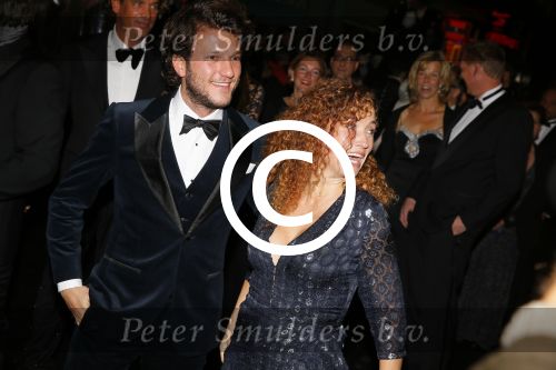 Amsterdam 28 oktober 2015
Premiere James Bond spectre in Tuschinski.
Katja Schuurman met vriend Freek v Noordwijk