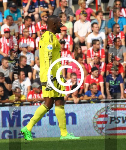Eindhoven, 30 Augustus 2015
Kompetitie Seizoen 2015/2016
PSV-SC Feyenoord, eindstand 3-1
Kenneth Vermeer