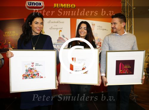 Amsterdam 10 november 2015
Presentatie sinterklaasboeken met Johnny de Mol Halina Reijn Kim Lian v d Meij en Albert Verlinde