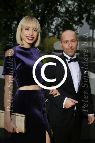Hilversum 18 oktober 2015
Premiere nieuwe show in studio 21 Pandora. Loiza van HNTM met een kennis