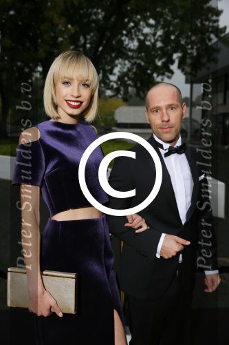 Hilversum 18 oktober 2015
Premiere nieuwe show in studio 21 Pandora. Loiza van HNTM met een kennis