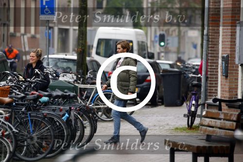 Amsterdam 21 oktober 2015
Manuel Broekman gaat met zijn vriendin Adriana Mosk met hun hond naar de dierenarts.