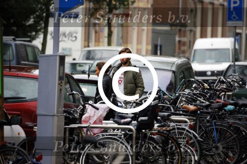 Amsterdam 21 oktober 2015
Manuel Broekman gaat met zijn vriendin Adriana Mosk met hun hond naar de dierenarts.