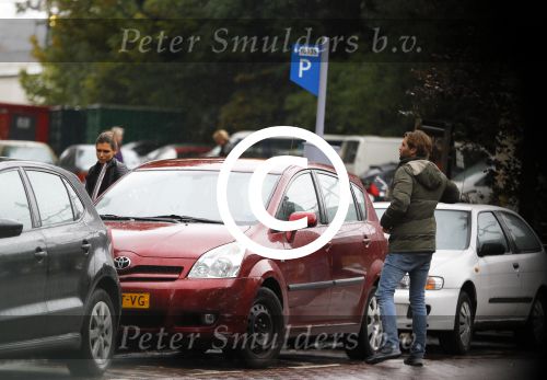 Amsterdam 21 oktober 2015
Manuel Broekman gaat met zijn vriendin Adriana Mosk met hun hond naar de dierenarts.