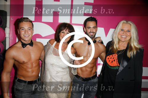 Amsterdam 4 november 2015
Presentatie van de gay issue. Jose Hoebee en Marga Scheide
