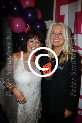 Amsterdam 4 november 2015
Presentatie van de gay issue. Jose Hoebee en Marga Scheide
