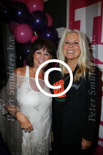 Amsterdam 4 november 2015
Presentatie van de gay issue. Jose Hoebee en Marga Scheide
