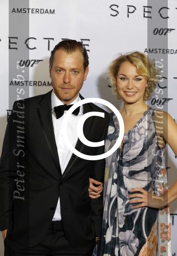 Amsterdam 28 oktober 2015
Premiere James Bond spectre in Tuschinski. Mark v Eeuwen met (een) vriendin