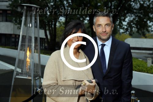 Hilversum 18 oktober 2015
Premiere nieuwe show in studio 21 Pandora. Matthias Scholten met een kennis