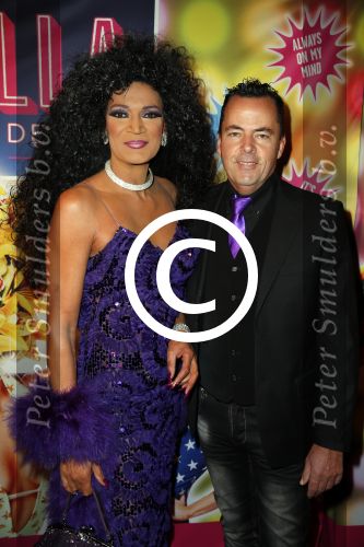 Amsterdam 11 november 2015
Premiere queen of the dessert met oa Jason Donovan Simon Greete Adam Bailey en Philip Childs in carre. Nederlandse Diana Ross