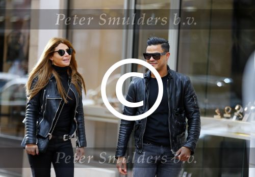 Amsterdam 13 september 2015
Olcay Gulsen met haar verloofde Frans op de pc hooftstraat op scooters