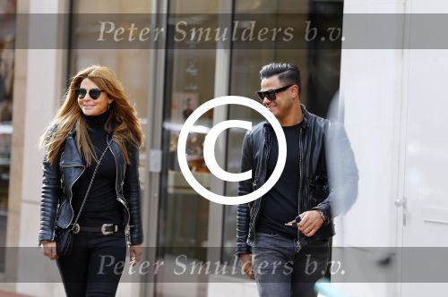 Amsterdam 13 september 2015
Olcay Gulsen met haar verloofde Frans op de pc hooftstraat op scooters