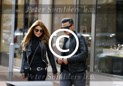 Amsterdam 13 september 2015
Olcay Gulsen met haar verloofde Frans op de pc hooftstraat op scooters