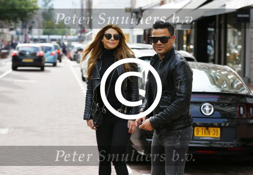 Amsterdam 13 september 2015
Olcay Gulsen met haar verloofde Frans op de pc hooftstraat op scooters