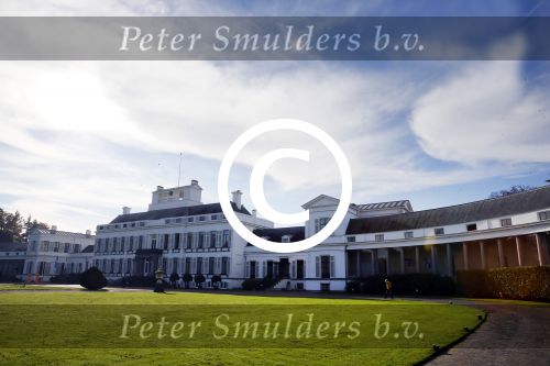 Amsterdam 3 november 2015
Perspresentatie en 10 jarig bestaan Max tv op paleis soestdijk.